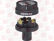 SIEMENS 8WD4208-0AA / 8WD42080AA (NEW IN BOX)