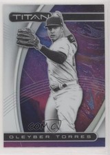 2021 Panini Chronicles Titan Holo Prizm Gleyber Torres #24 0c2