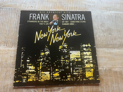 LP Frank Sinatra New York New York: His Greatest Hits OCHRE LABELS NEAR MINT