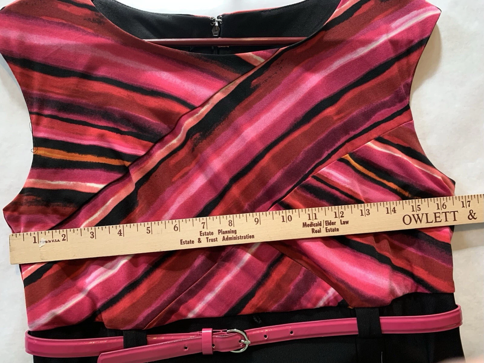 Abito ALYX Petite taglia 12P senza maniche rosa a righe top nero gonna con cintura dietro Zi