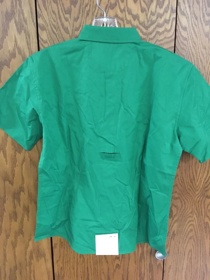 NEW Sierra Pacific Featherlite Button Up Womens Short Sleeve Kelly Green Small S - Image 2 of 2