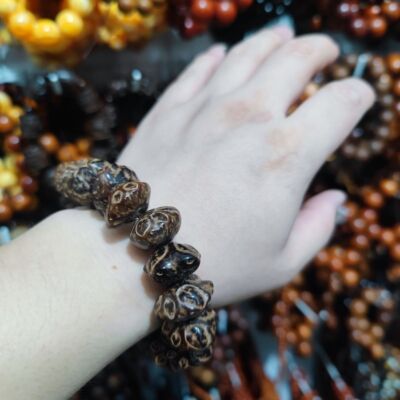 Bodhi beads ghost face pair of eyes string bracelet bracelet body protection