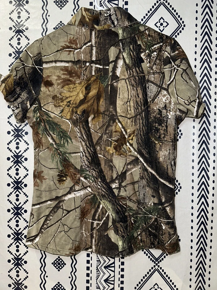 SHE Safari Outdoor REALTREE Camo Short Sleeve Button Down Shirt Size XSmall - Image 2 of 4