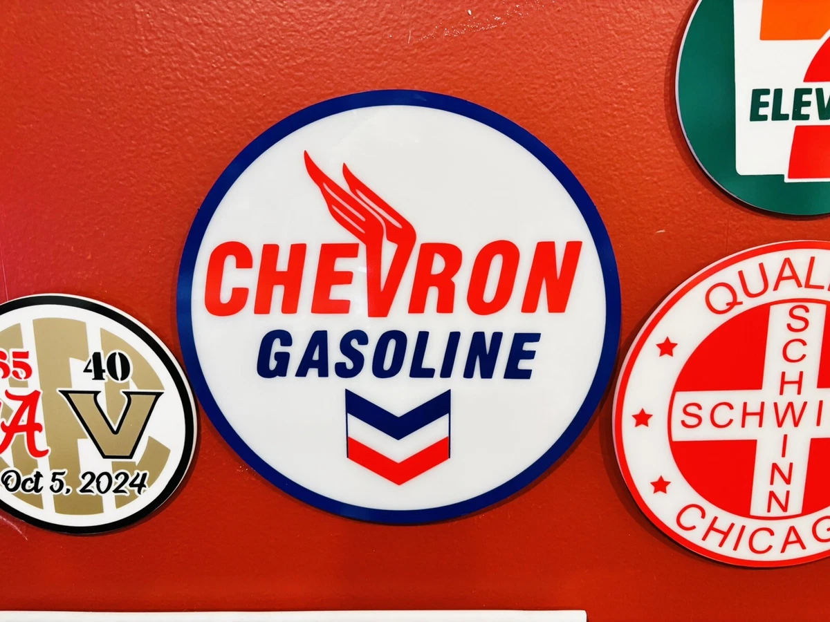 Création et installation de totem Carburant - Lavergne Publicité