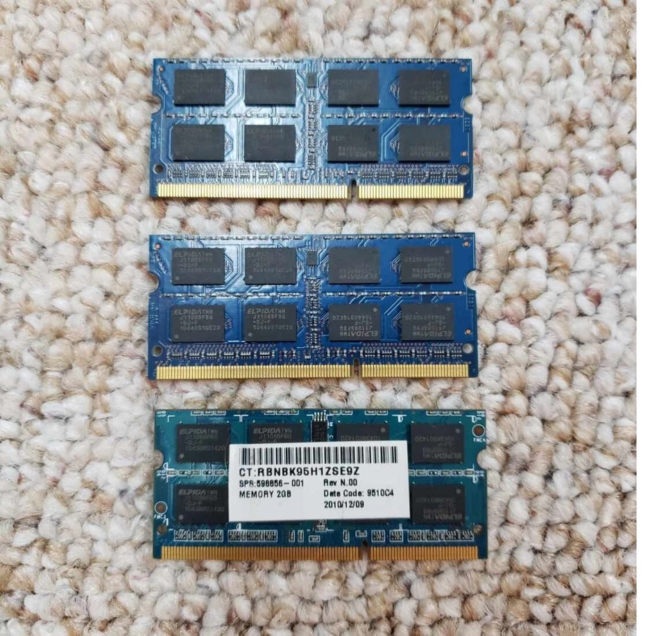 Laptop RAM 3 x 2GB 2Rx8 PC3-10600-9-10-f1 EBJ21UE8BFU0-DJ-F 1049AXM0009A - Image 2 of 2