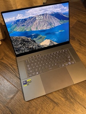 ASUS ROG Zephyrus G16 GU605CP Intel Core Ultra 9 RTX 5070 16GB 16'' Win11