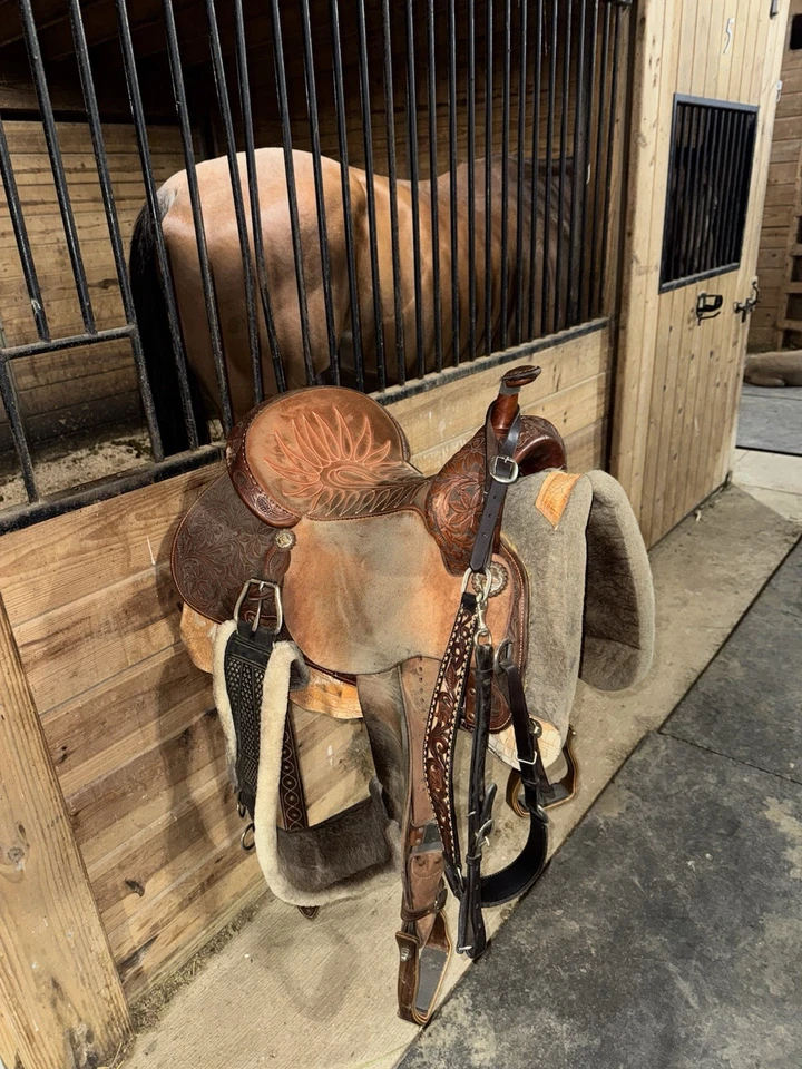 15in Martin Stingray Barrel Racing Saddle - Image 2 of 4