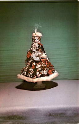 Yesteryears Museum, Sandwich, Mass, Christmas Lady, Ermine trimmed Postcard