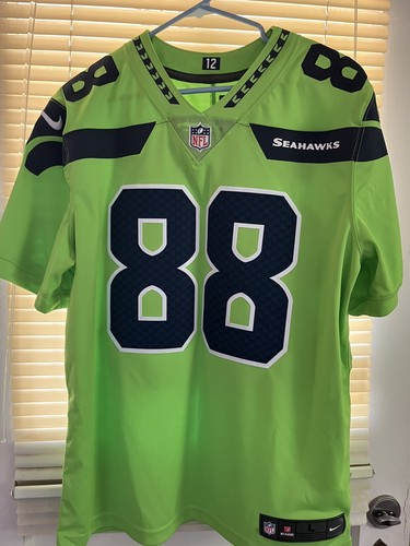 Seattle Seahawks Football Team #88 Jimmy Graham Jersey Sz LG Color Rush Mens