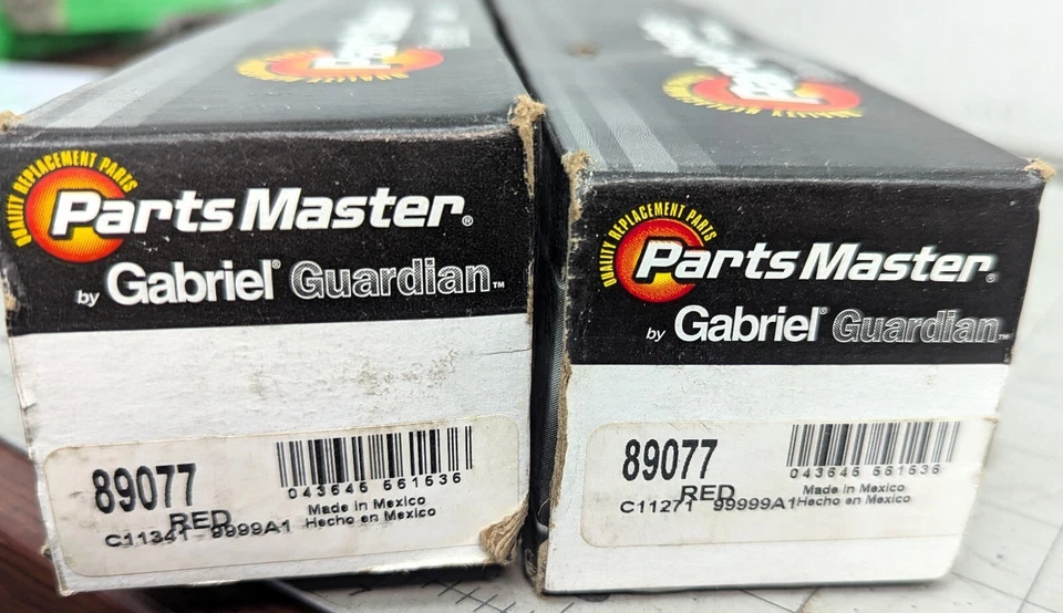 2 задних амортизатора MASTER/Gabriel 89077/81581 [BX#1] - Изображение 2 из 3