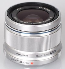 Olympus M.Zuiko Digital 25 mm F1.8 obiettivo micro quattro terzi fotocamera argento DE*2