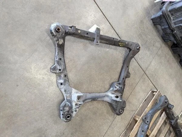 2001-2009 Toyota Highlander Front Engine Cradle Crossmember Assembly OEM Foto 2 de 4