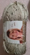LION BRAND VANNA'S CHOICE YARN - Oatmeal #400 Lot#77988 1 Skein