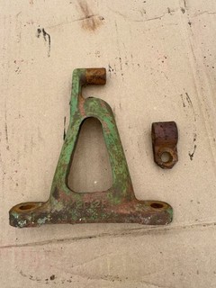 JOHN DEERE MID STYLED A B G GM REAR LIGHT BRACKET & CLAMP AW BW AN BN