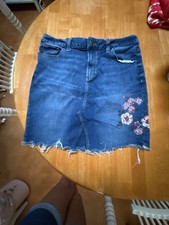 Seven7 Floral Embroidered Raw Hem Denim Mini Skirt