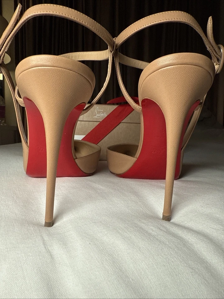 Christian Louboutin JenLove 100 腮红 41 码 — 第 2/4 张图片