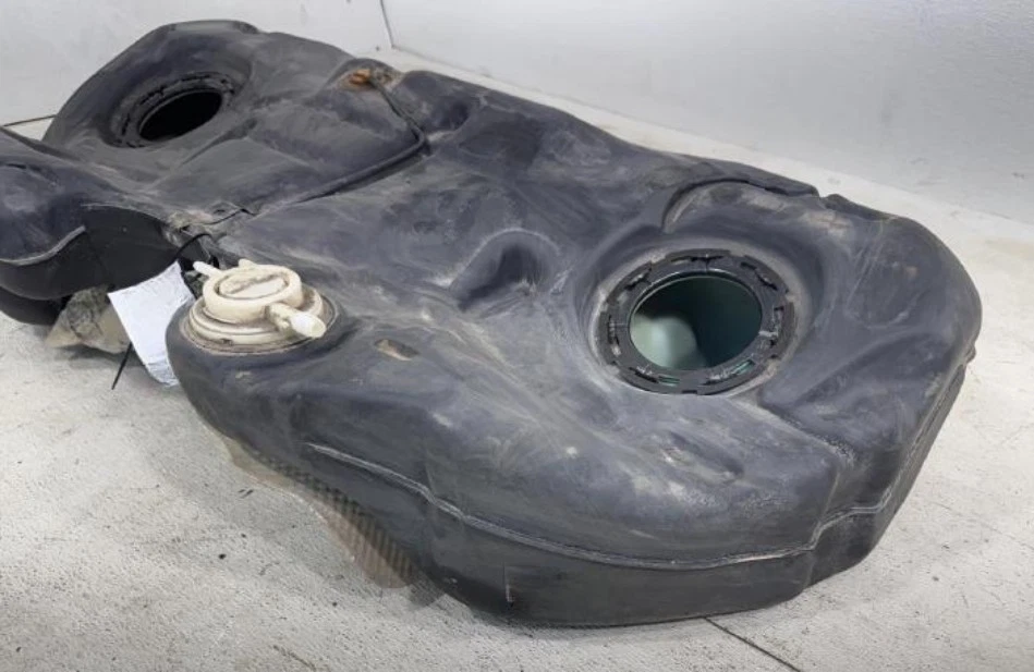 2005-2008 Dodge Magnum 5.7L Fuel Gas Tank Assembly 19 Gallon OEM Foto 3 de 4