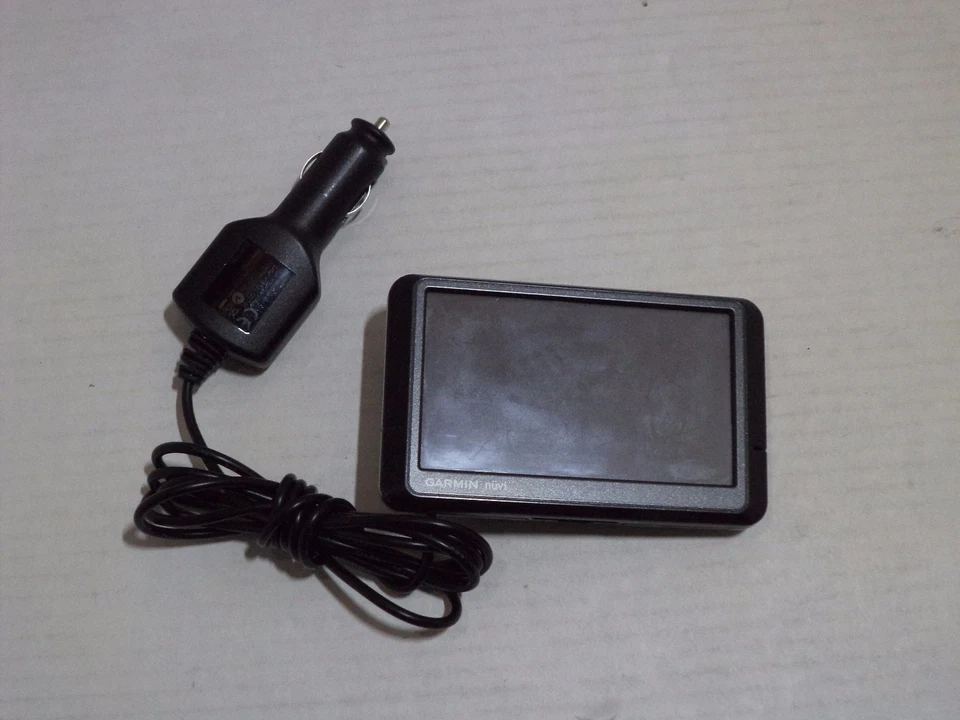 Garmin nüvi 255W/255WT 4.3"Portable GPS Navigator / Lifetime Maps America's 52 - Image 3 of 4