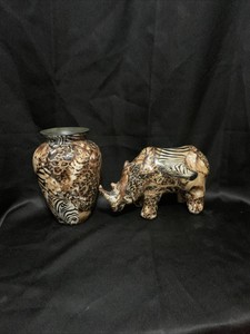 La Vie Rhinoceros Africa Safari Rhino ~ Animal Print Figurine And Small Vase