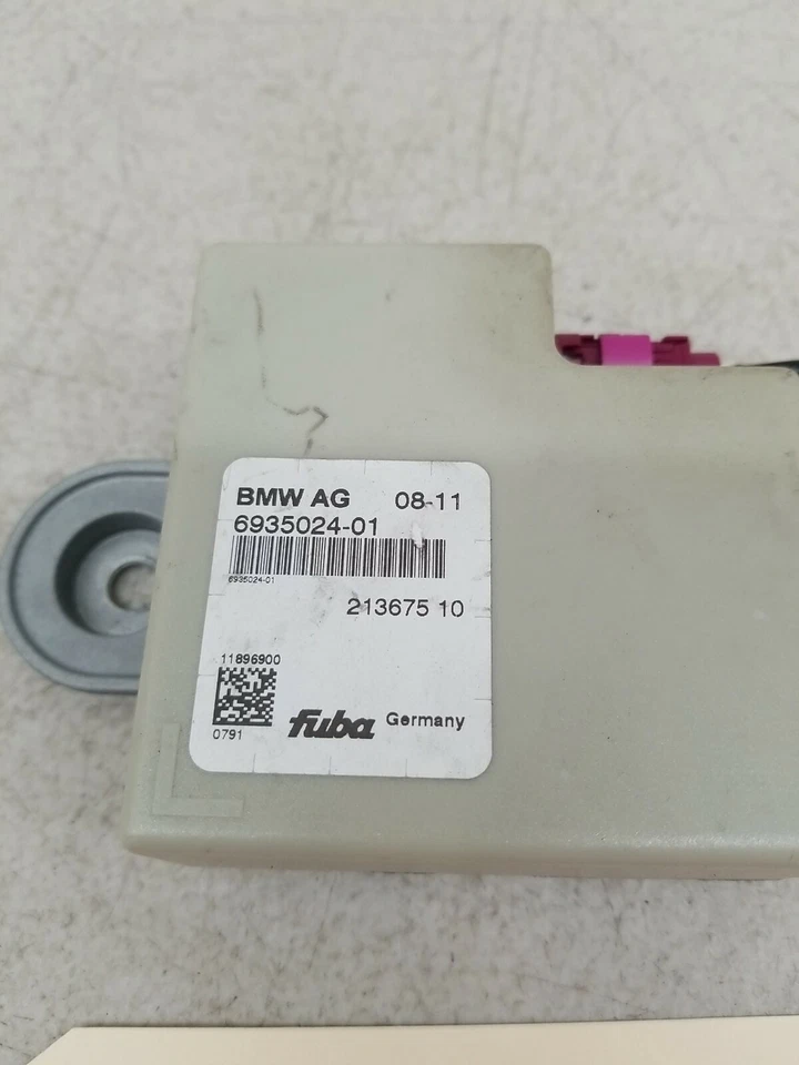 Módulo de control de antena de respaldo BMW 528XI 2008-2010 693502401 OEM Foto 2 de 4