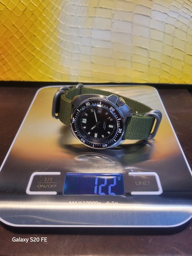 Orologio subacqueo nero 'Willard' Nh35 (Seiko TMI) movimento automatico cinturino NATO 200m WR - Foto 13 di 14