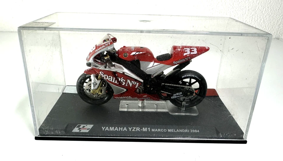 MODELLINO MOTO DIECAST  YAMAHA YZR-M1 MARCO MELANDRI 2004 1/24 - Immagine 2 di 4