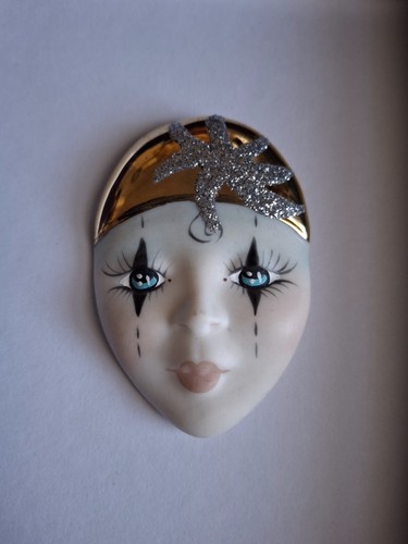 Vntg Face Brooch Art Deco Flapper Pin Baold Glitter Signed Val 91 2 1/4" by 1.5" - Picture 3 of 7