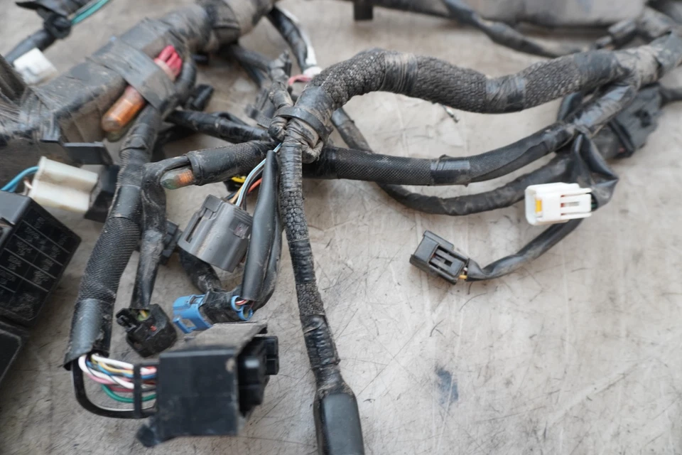 20 SUZUKI GSXR 1000 MAIN WIRING HARNESS 2 CUT PLUGS E-5417 - Image 4 of 4