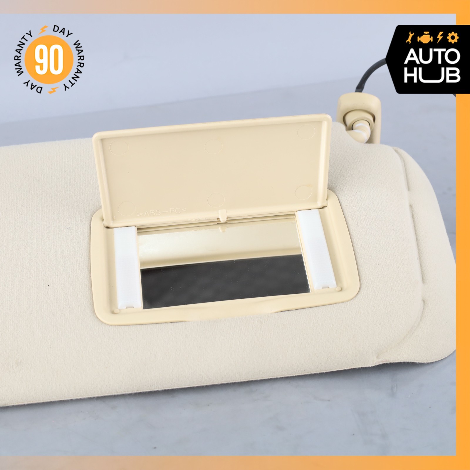 03-18 Maserati GranTurismo M145 Coupe Right Side Sun Visor Shade Beige OEM 47k