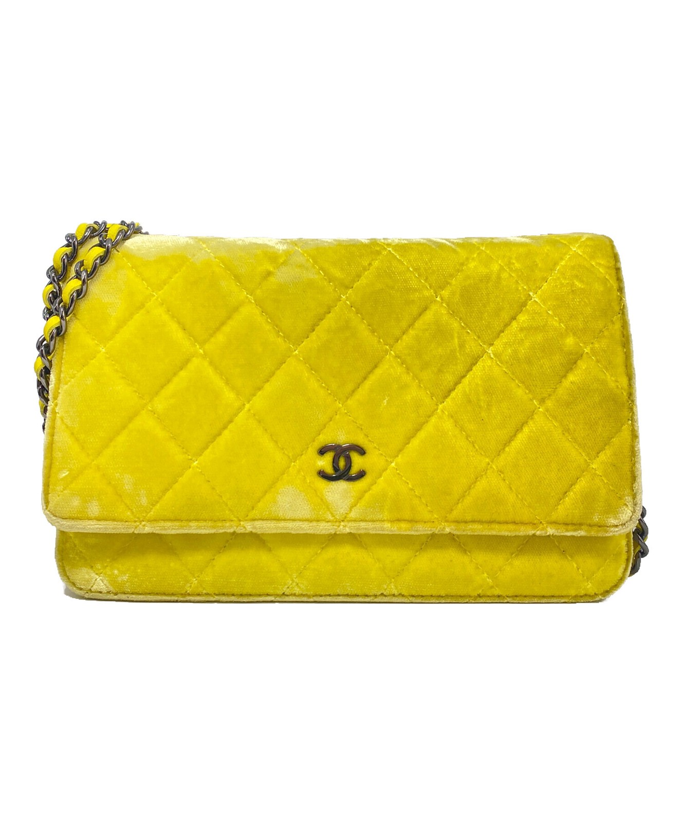 CHANEL Matelassé Chain Wallet in Black with Gold-Tone Hardware