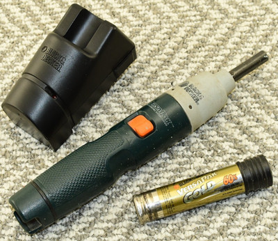 Black and Decker VP720 Cordless Screwdriver + Versapack Gold Battery + Charger