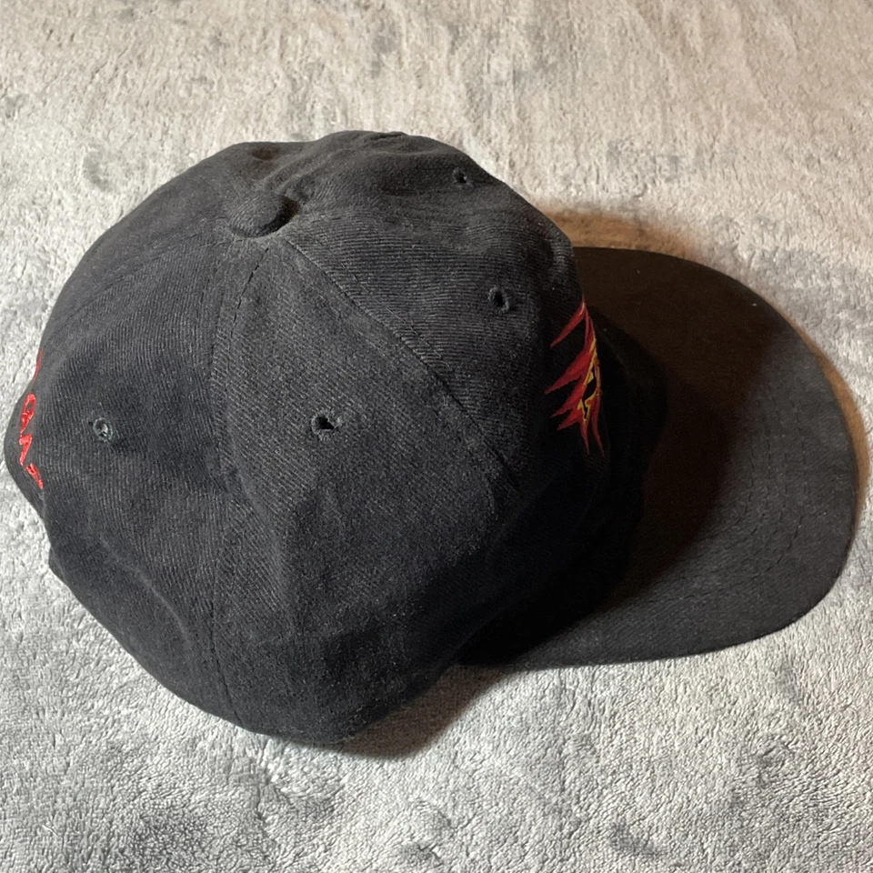 Raro sombrero vintage WCW Nitro Grill ¡donde comen los niños grandes! Nitro Grill Las Vegas Foto 4 de 4