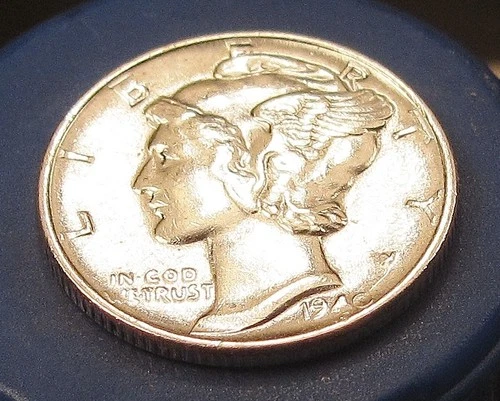 1940 Choice Almost Uncirculated Dime  90% Silver Original Luster # 409 ~ 7