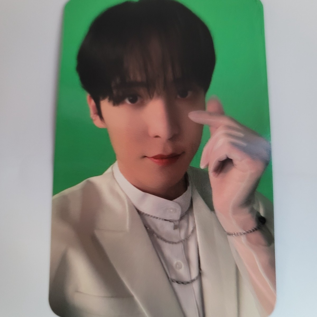 ATEEZ THE WORLD EP.1 : MOVEMENT Album Luckydraw photocard ATEEZ THE WORLD EP.1 : MOVEMENT Album Luckydraw photocard