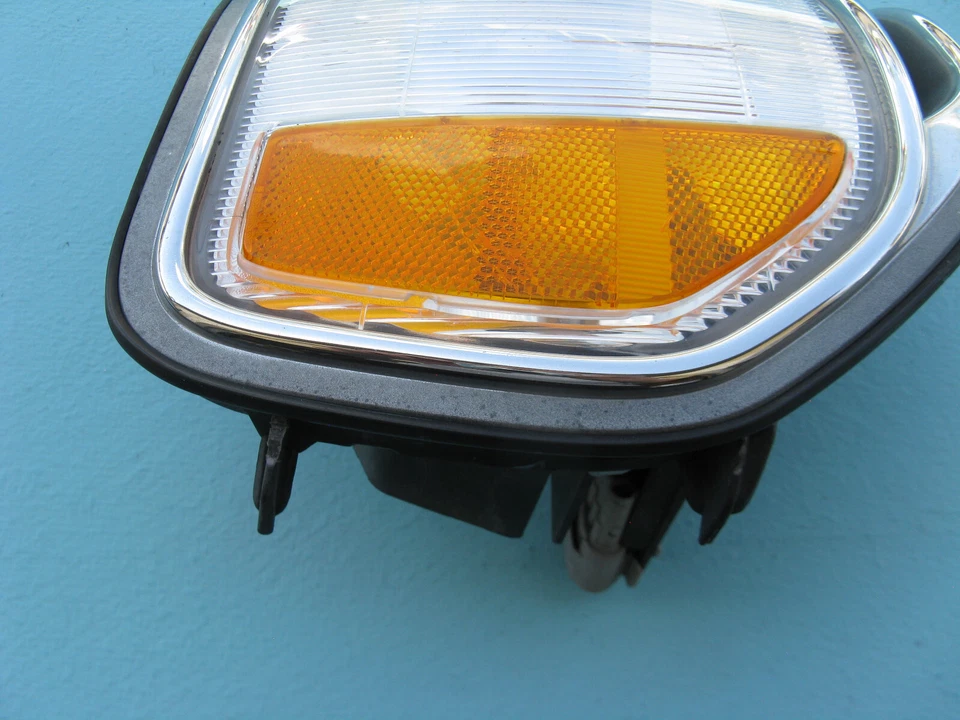 96 97 98 LEXUS LX450 GUARDABARROS LADO PASAJERO DERECHO INTERMITENTE LUZ ESQUINA LÁMPARA R Foto 3 de 4