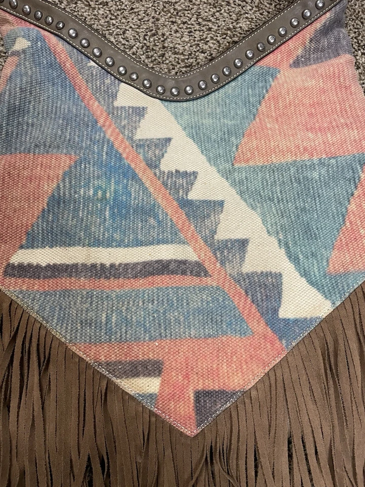 Blazin Roxx Concealed Carry Hobo Bag Fringe Aztec South Western - Image 4 of 4