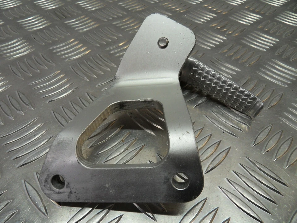 Suspensión de pie trasero izquierdo suzuki gsxr 600 750 1000 yoshimura 2000 a 2004 Foto 4 de 4