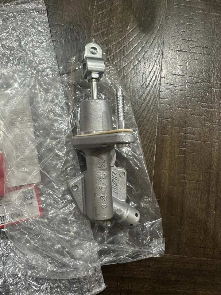 Cilindro maestro de embrague para Honda Civic 2006-2011 Foto 2 de 4