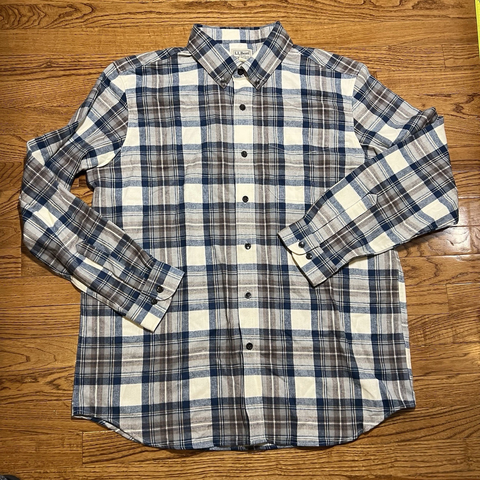 LL Bean Flannel Shirt Men Large Plaid Outdoor Trad Fit Pocket Button Down Cotton