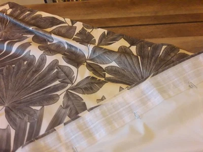 Rideau velours modèle Panama NEUF au feuillage exotique très tendance. Le velour - Photo 1/4