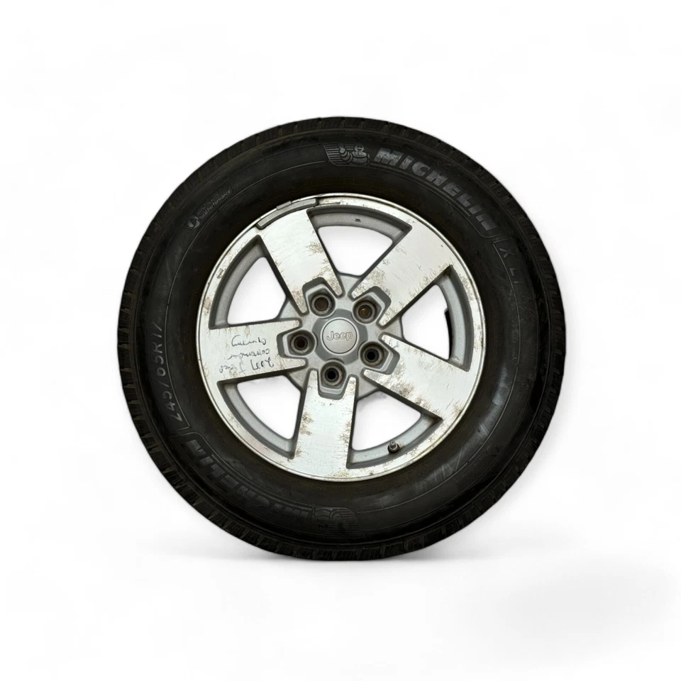 Felgensatz 5JS39TRMAA 2005-2010 Jeep Commander JK 17X7,5 5X127 Felgen + Reifen - Bild 4 von 4