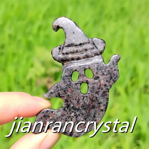 2.5" Natural Yooperlite Ghost Carved Quartz Crystal Skull Hat Halloween Gift 1pc - Picture 3 of 11