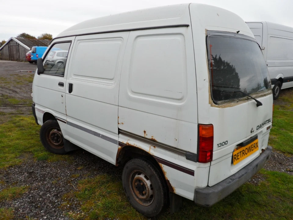 Daihatsu Hijet Van 2002 1,3 EFi GLP manual 1x perno de cabeza * Rompiendo furgoneta completa * Foto 4 de 4
