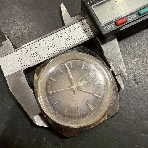 AG48 Vintage Timex Automatic Men’s Watch Parts/Repair Restoration Sold As Is***