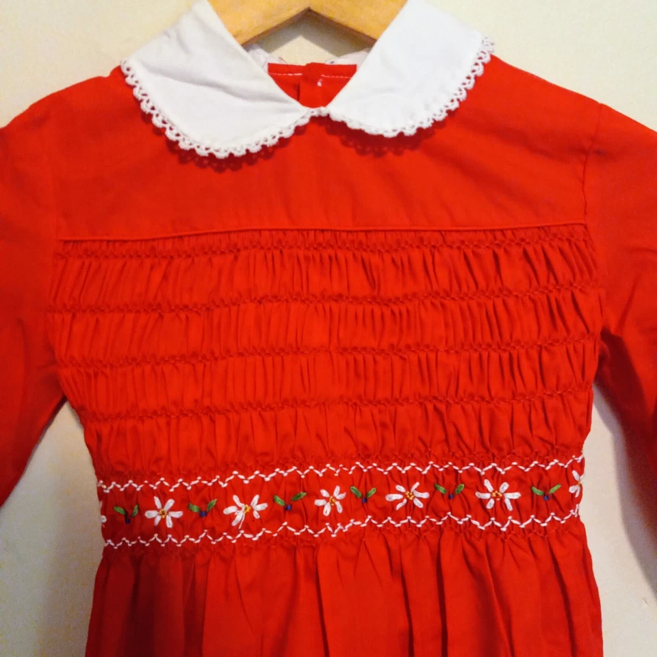 Vestido Vintage Polly Flinders Calado a Mano-Talla 6X-Cuello Peter Pan-Bordado Foto 2 de 4