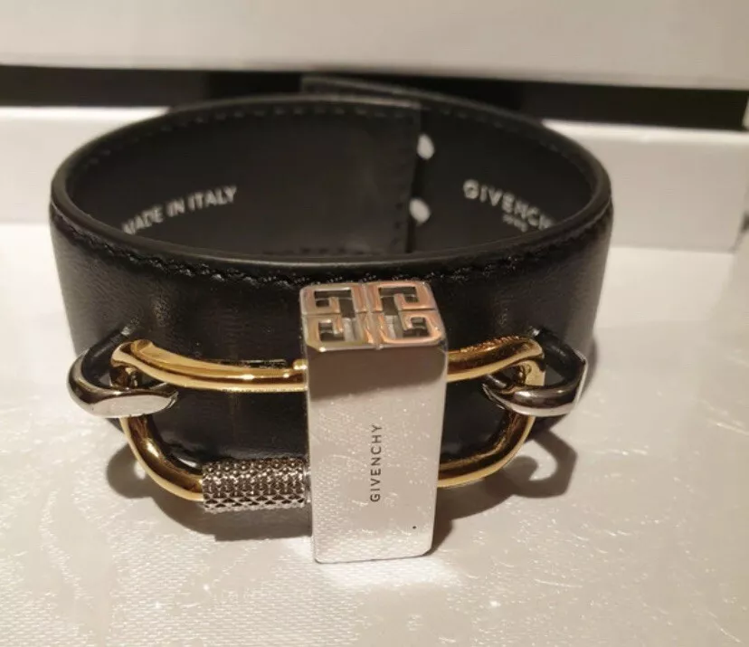 Givenchy store leather bracelet