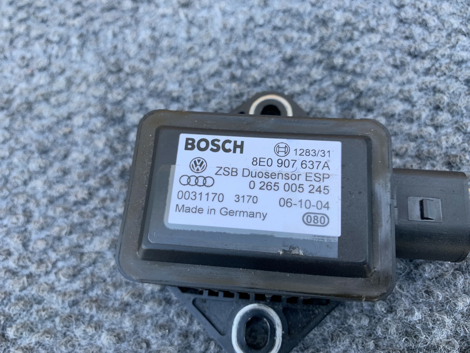 Bentley Continental GT Speed 2004-2010 Yaw rate sensor P/N 8E0907637