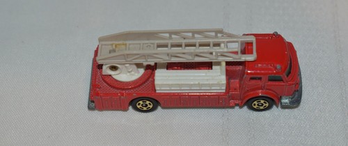 1978 Tomica Red Ladder Chief Fire Truck 