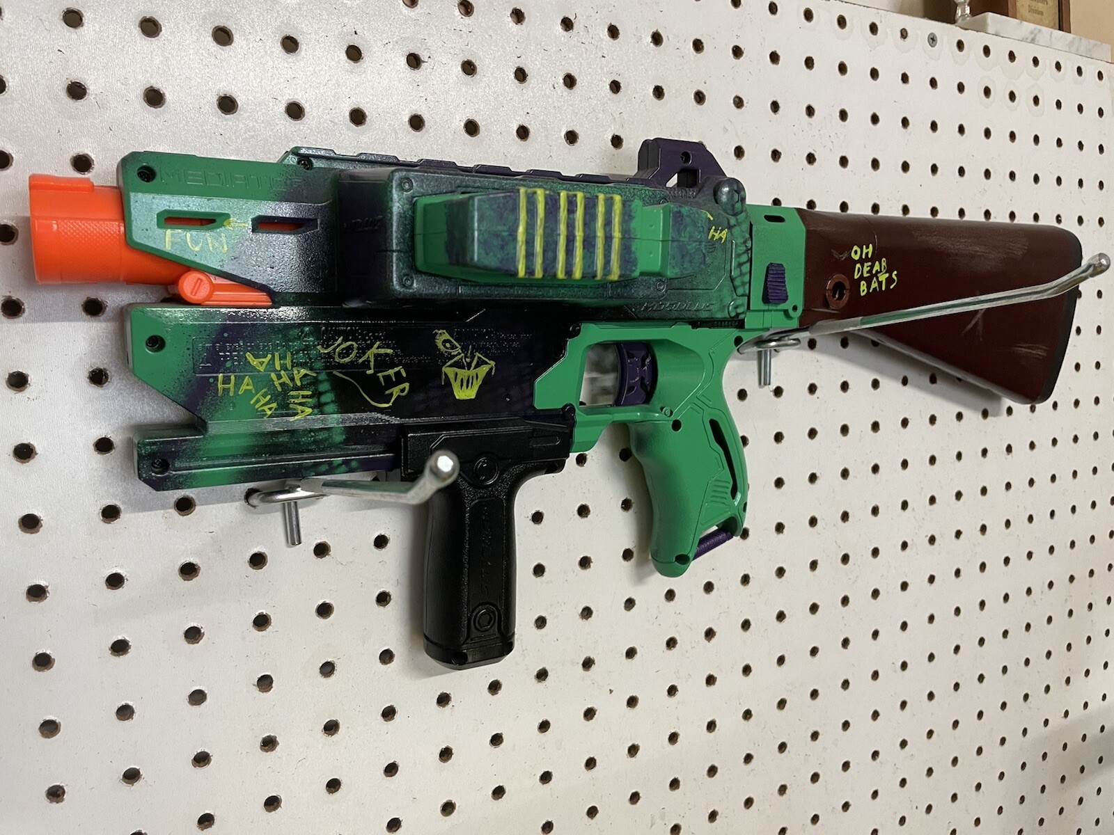 Cosplay / Joker Gun Pistol Prop Replica Gem