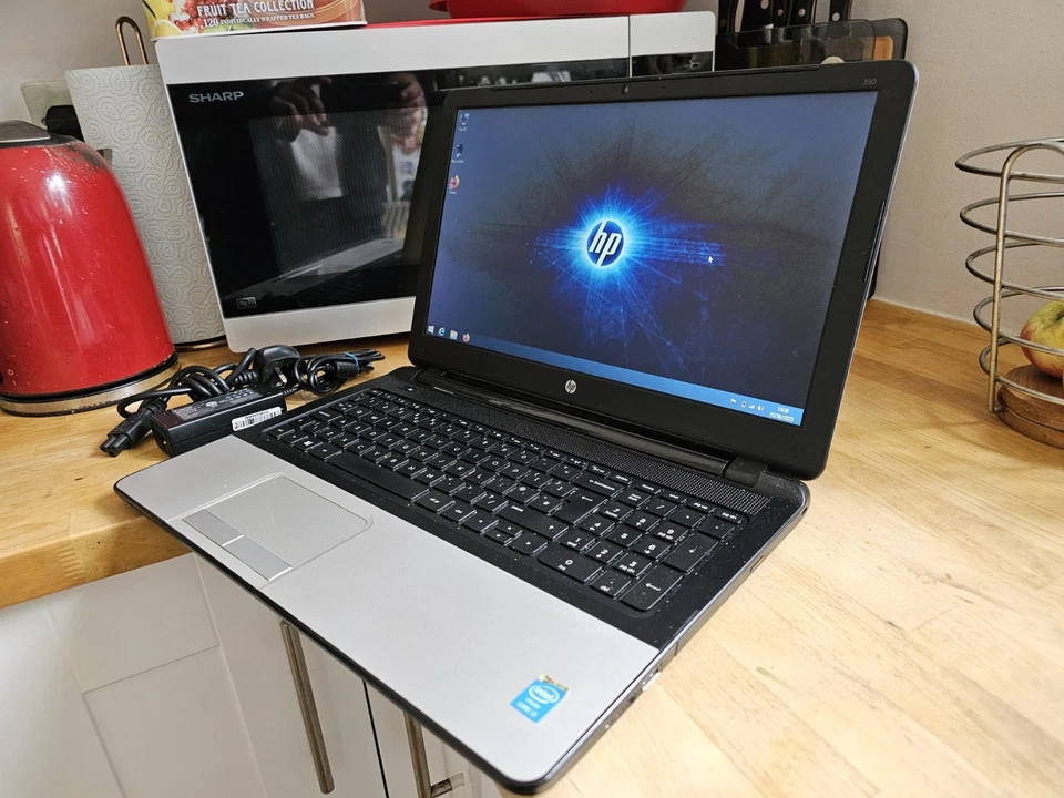 HP Probook 350 G1 Intel Core i3 240GB SDD 8GB RAM Win 8.1 Webcam HDMI Laptop - Image 3 of 4